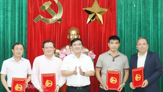 Bộ trưởng Trần Hồng Minh: Tập trung tái cơ cấu HANCORP và mở rộng hoạt động sang các lĩnh vực phù hợp